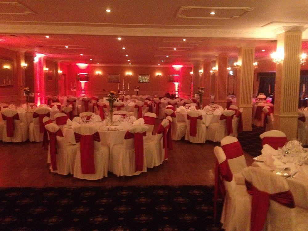Dooly's Hotel