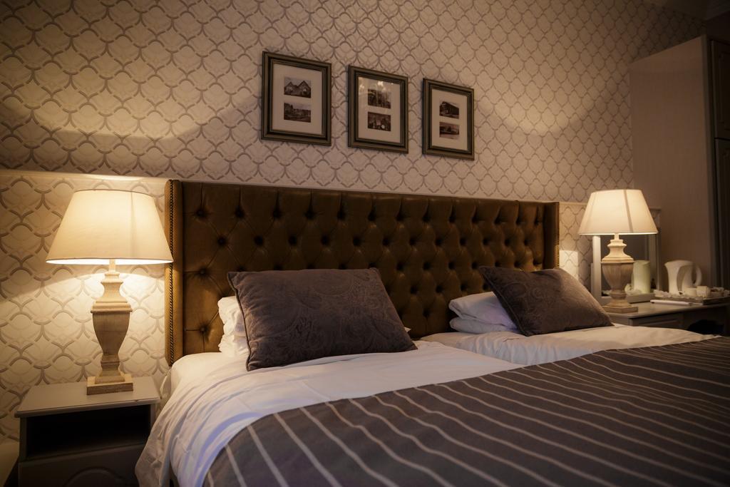 Hotel Dooly's